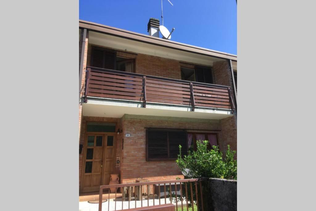 בארצ'יס Casa A Schiera Fronte Lago Con Giardino מראה חיצוני תמונה
